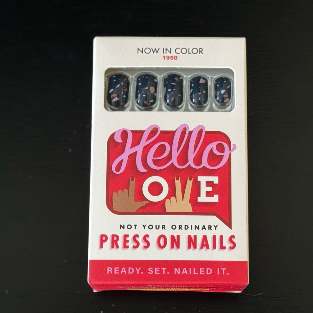 Hello Love Press On Nails - Now In Color
